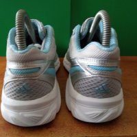 Adidas Adiprene Номер 39 1/3 Стелка 24,5 см. 100% Оригинални Внос от Англия, снимка 4 - Маратонки - 40874594