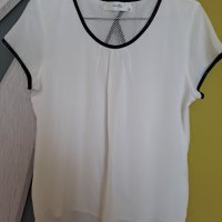 Лятна бяла блуза с черни биета, снимка 1 - Блузи с дълъг ръкав и пуловери - 41712599