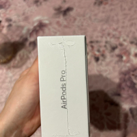 Продавам AirPods Pro, снимка 1 - Слушалки, hands-free - 44933638