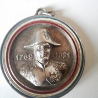 Френски медал с Наполеон Бонапарт., снимка 1 - Антикварни и старинни предмети - 39585064