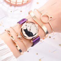 Моден дамски кварцов часовник в комплект с четири гривни, 7цвята - 023, снимка 11 - Дамски - 41702701
