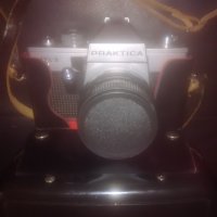 Продавам класически фотоапарат Pentacon Praktica MTL 3, снимка 1 - Фотоапарати - 40094558