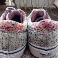 Кецове Vans, снимка 9 - Кецове - 40099017