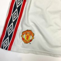 оригинални шорти umbro Manchester United 1998/2000, снимка 2 - Футбол - 40220965