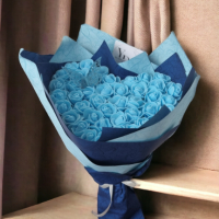 Букет от вечни цветя във формата на сърце , снимка 1 - Изкуствени цветя - 44683614