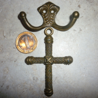 Бронзов Кръст Закачалка, снимка 2 - Антикварни и старинни предмети - 44514845