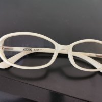 Марка MOSCHINO бели рамки за очила, снимка 1 - Слънчеви и диоптрични очила - 42202923
