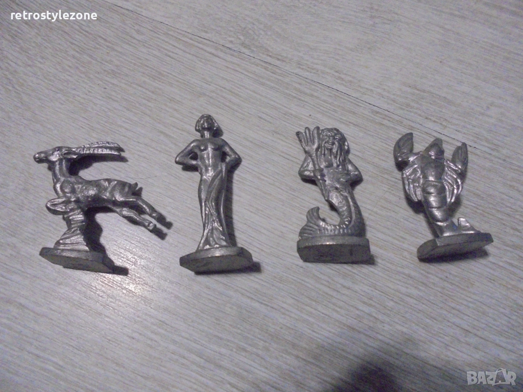 № 8437 Четири стари калаени фигурки (зодиакални знаци)  , снимка 1