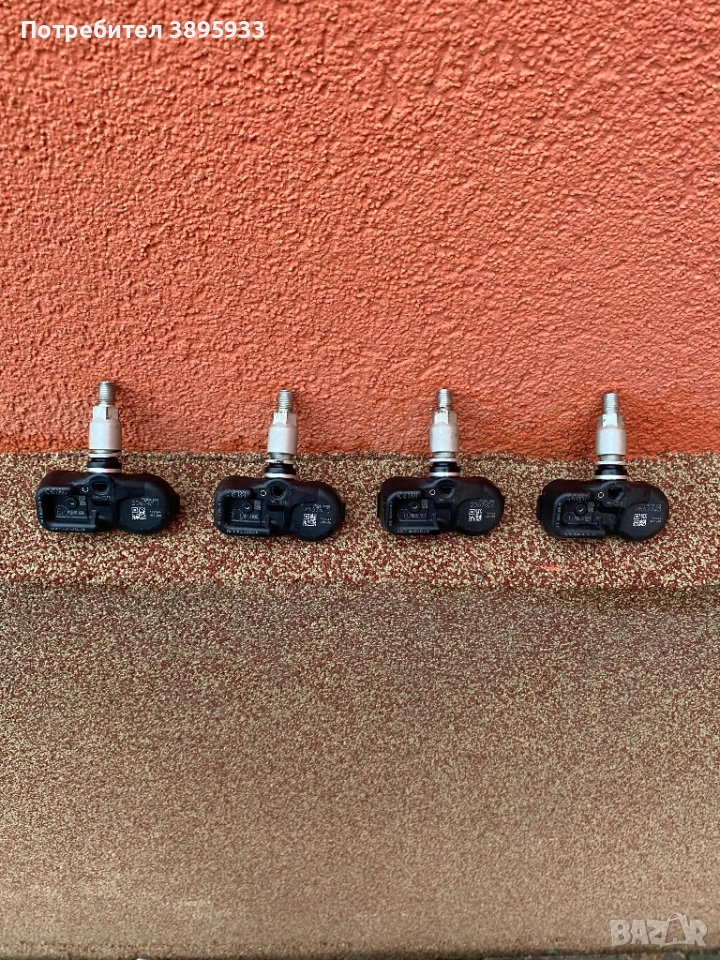 Оригинални сензори (датчици) за налягане в гумите  на Toyota, снимка 1