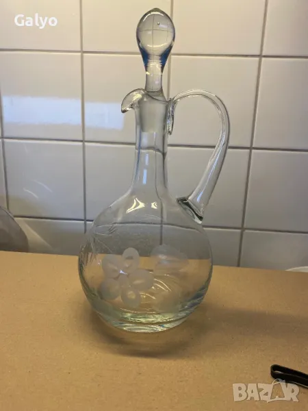 Стара красива кристална Гарафа със стъклена тапа, снимка 1