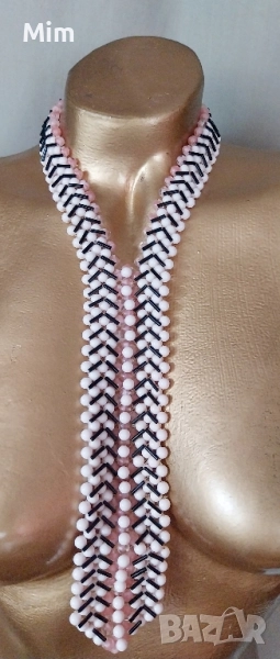 Колие вратовръзка от розови и черни мъниста , снимка 1