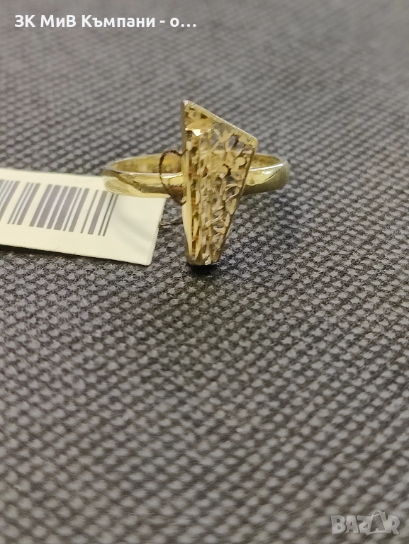 Чисто ново златно дамско пръстенче 1.88гр-14к, снимка 1