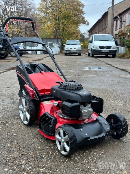 Бензинова несамоходна косачка Honda , снимка 1