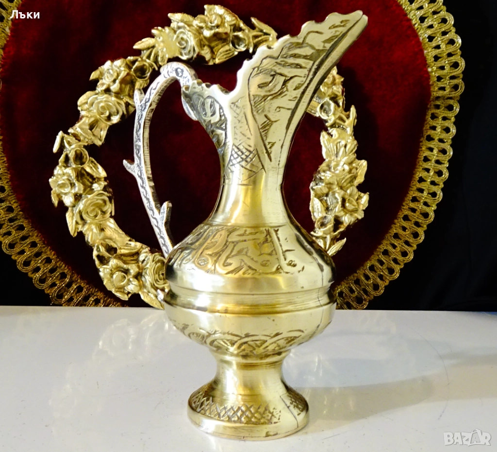 Персийска бронзова кана 320 гр.,арабска калиграфия. , снимка 1