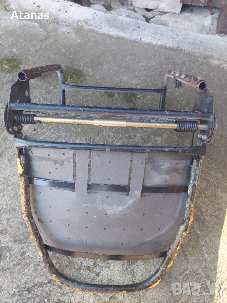 основа предна седалка трабант, снимка 1