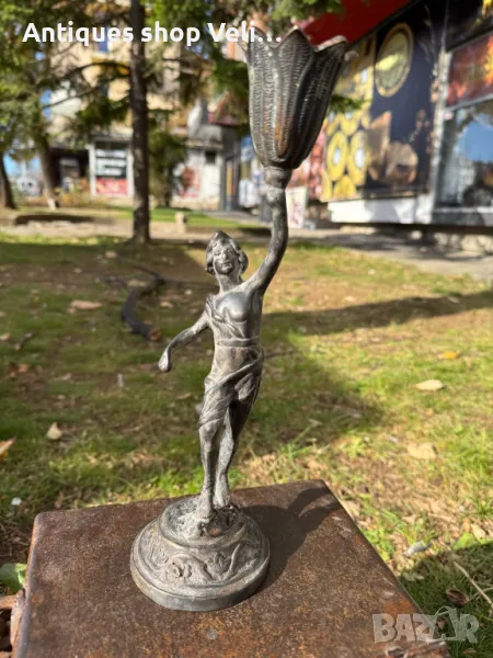 Стар бронзов свещник за една свещ с прекрасна патина №6149 , снимка 1