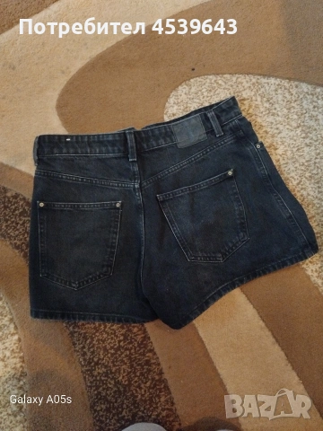 Дамски черни панталонки на Зара размер S, снимка 6 - Къси панталони и бермуди - 53289154