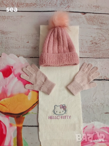 Сет шал Hello Kitty, ръкавици H&M и шапка с помпон 8-11 г., снимка 6 - Шапки, шалове и ръкавици - 51618752