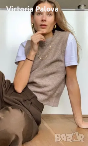 Скъпа блуза без ръкави BERWIN & WOLFF 100% вълна , снимка 17 - Корсети, бюстиета, топове - 49164992