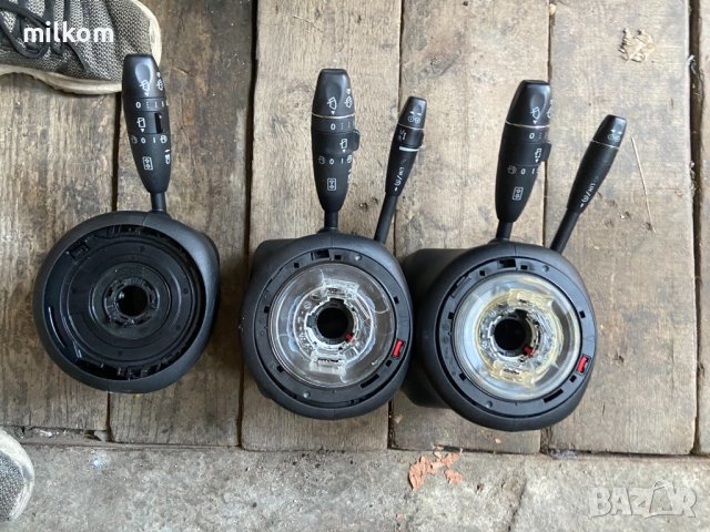 Конзола лостчета чистачка пакетен ключ волан мерцедес w212 w204 и други, снимка 1