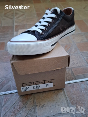 Чисто нови Кецове, номер 39, снимка 11 - Детски гуменки - 33608846