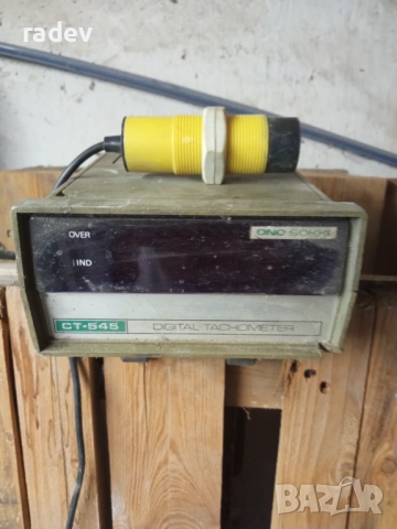 Дигитален тахометър СТ 545