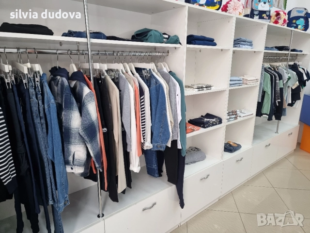 Обурудване за магазин , снимка 4 - Стелажи и щандове - 52386956