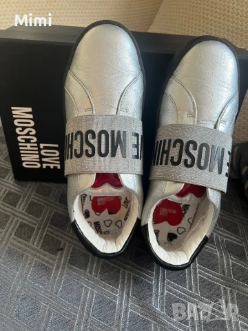 Love Moschino Сникърси  37, снимка 2 - Дамски ежедневни обувки - 50450846