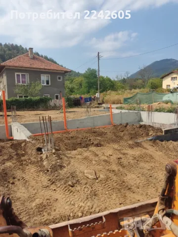 УСЛУГИ С БОБКАТ/МИНИ ЧЕЛЕН ТОВАРАЧ И ВИЛИЦИ, снимка 5 - Кърти, чисти, извозва - 49614771