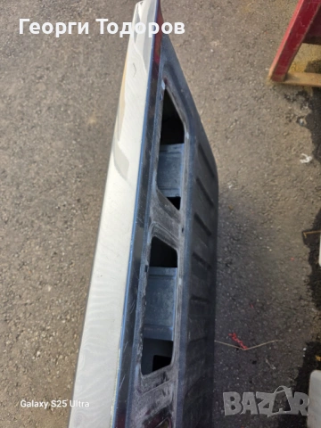 Заден капак  Фолксваген Амарок, снимка 5 - Части - 53737668