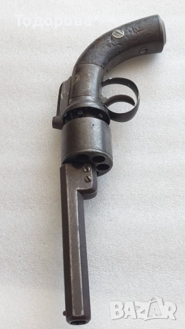 Много рядък английски револвер-1840г. пищов, ятаган,сабя,щик, 1 100 €, снимка 14 - Антикварни и старинни предмети - 52099458