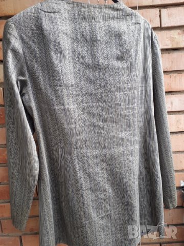 Сако размер Л от сурова коприна, снимка 2 - Сака - 39105257