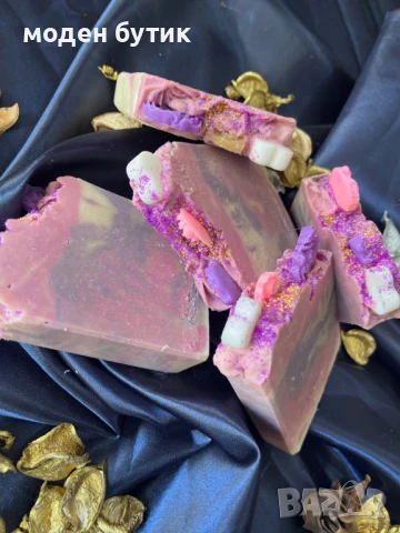 Натурален сапун ”Тамян и Смирна” - Арт сапун с козе мляко и благороден аромат, снимка 3 - Козметика за тяло - 51063945