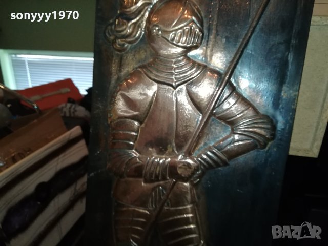 КАРТИНА 56СМ-МЕД МЕСИНГ РЕЛЕФНА С РИЦАР L2ED1102240925, снимка 5 - Картини - 44237481