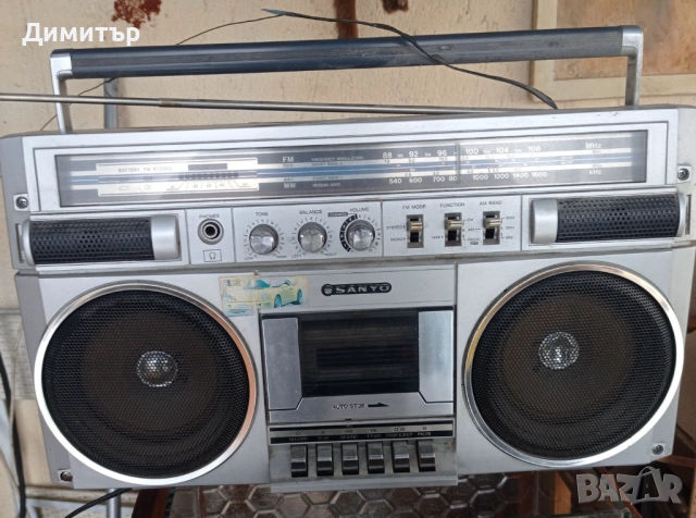 Радиокасетофон SANYO
