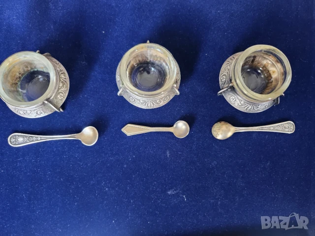 съдче за хайвер, горчица,подправки 3 броя в обков от мелхиор, с поднос + 3 лъжички /посребрени, снимка 3 - Други ценни предмети - 51154710