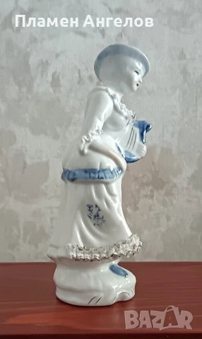 Порцеланова статуетка , снимка 2 - Статуетки - 50617724