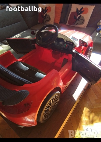 Акумулаторна кола MERCEDES с меки гуми, снимка 2 - Детски велосипеди, триколки и коли - 52415539