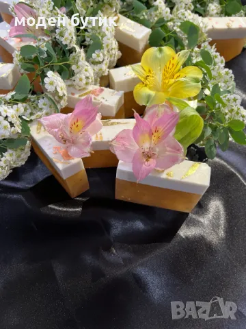 Изчерпан !!!сапуни Golden Bloom, снимка 2 - Козметика за тяло - 50368258