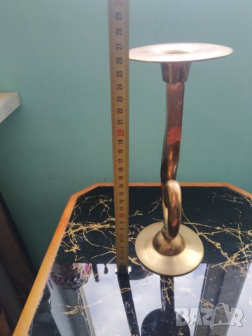 масивен месингов свещник, снимка 2 - Други ценни предмети - 39044392