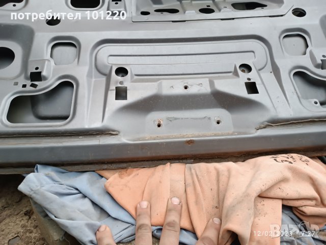 Заден капак Е39 Touring, снимка 4 - Части - 39662577