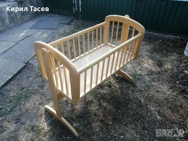 Люлещо се детско креватче