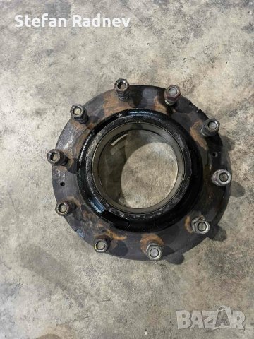 Главина за преден мост - John Deere 6810, 6910, 6910S, снимка 1