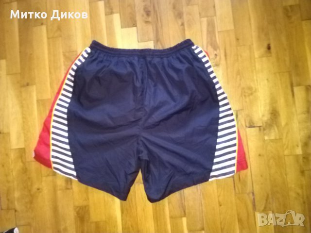 Хумел маркови футболни шорти размер ХХЛ, снимка 4 - Футбол - 34756646