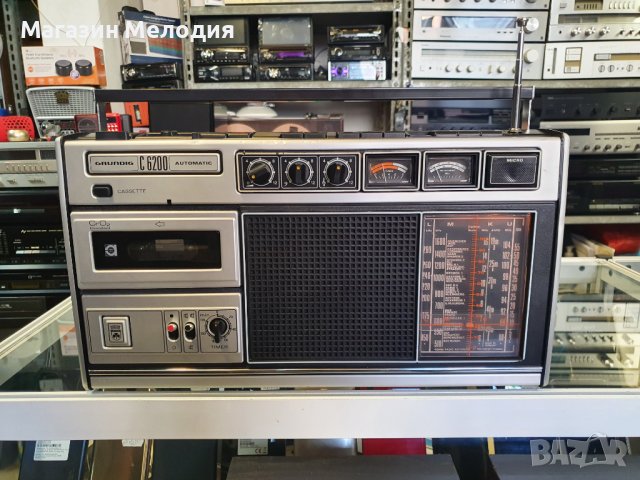 Радиокасетофон Grundig C6200 Automatic Функционално изряден, в добър външен вид. Има забележки по ка, снимка 1 - Радиокасетофони, транзистори - 41942059