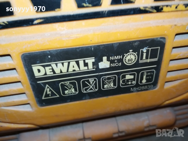 DEWALT PROFI RADIO 0810250825, снимка 17 - Радиокасетофони, транзистори - 51982119