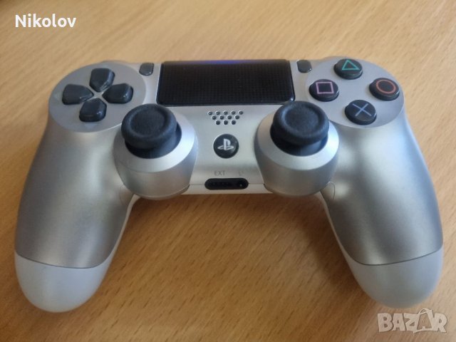 Оригинален Джойстик PS4 DualShock 4, снимка 2 - PlayStation конзоли - 39245829