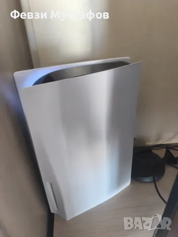 Playstation 5 конзола с два джойстика, нова, снимка 3 - Дистанционни - 56041975