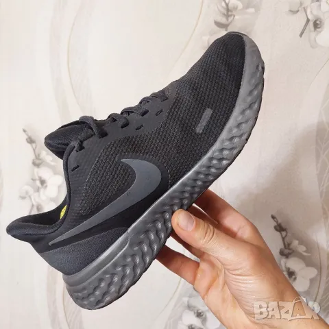 Маратонки NIKE REVOLUTION 5 номер 42 -42,5, снимка 9 - Маратонки - 48871670