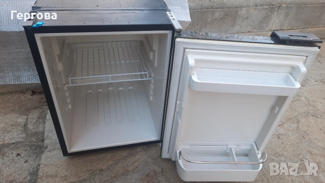 Хладилник 12/24 V, снимка 4 - Хладилници - 52288705